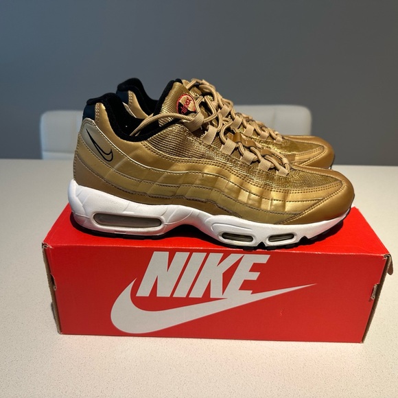 Nike Air Max 95 Premium QS - Picture 3 of 6